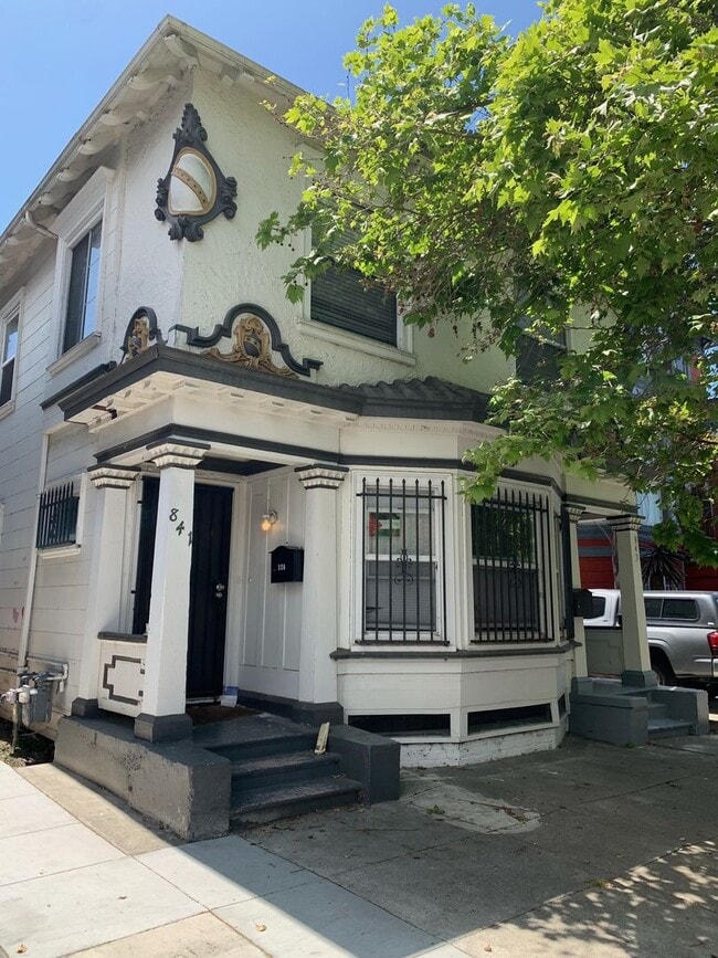 841-843 19th St - 841-843 19th St Apartment Unit 843
