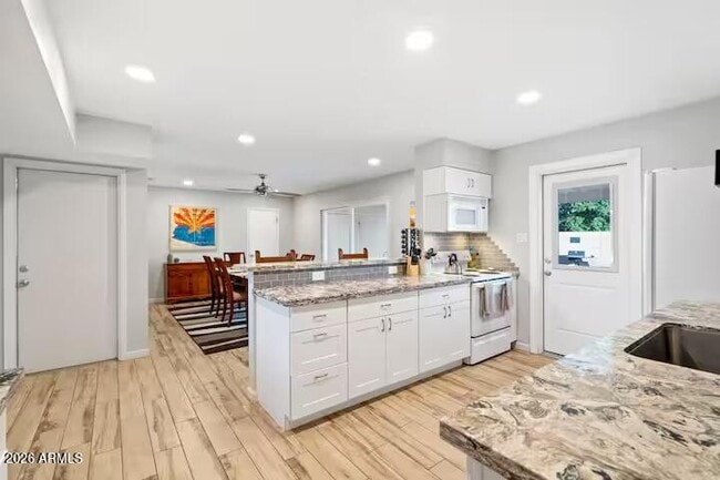 Photo - 6420 E Lewis Ave