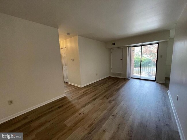 Photo - 3017 Valley Dr Unidad 3017