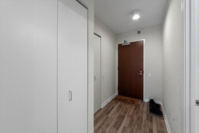 Photo - 0 bedroom in Chicago IL 60654 Unit 803