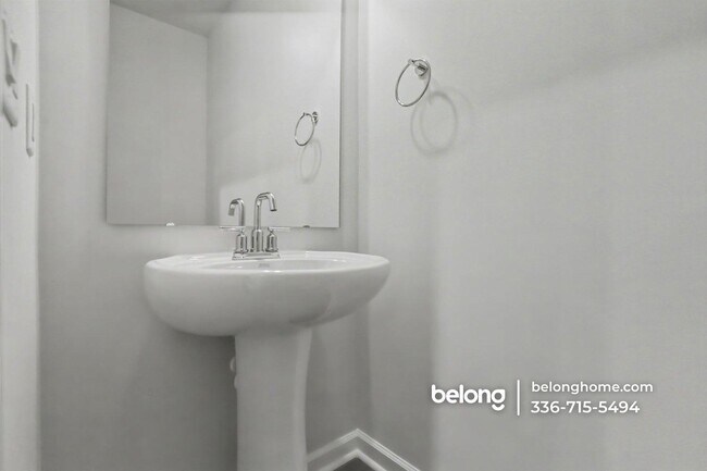 Photo - 2933 Denson Rd