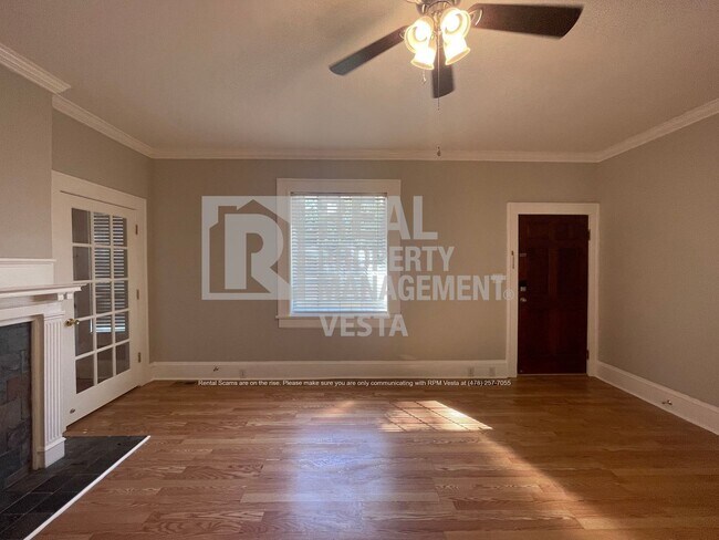 Photo - 3241 Ridge Ave