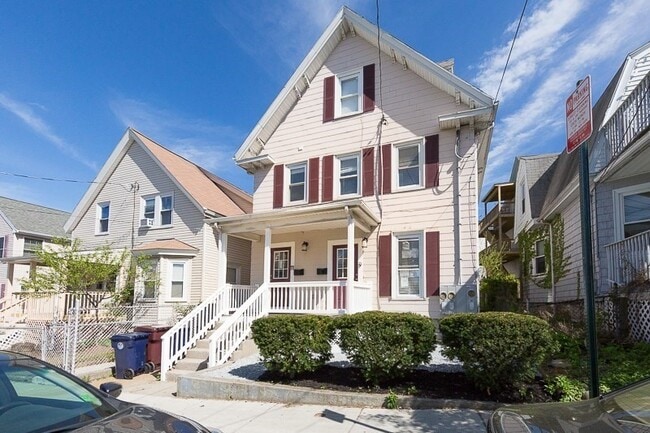 Photo - 9-11 Rock Valley Ave