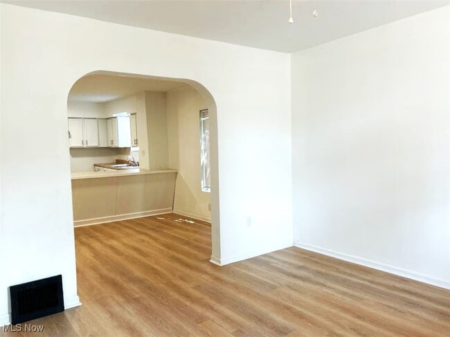 Photo - 1441 Maryland Ave Unit 1