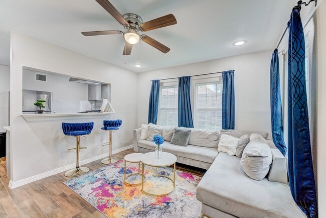 Photo - 2720 Truxillo St Unit 2