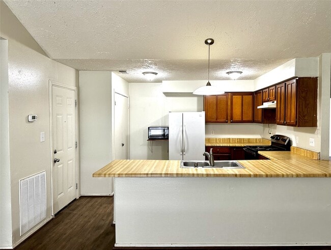 Photo - 13322 Oak Ledge Dr