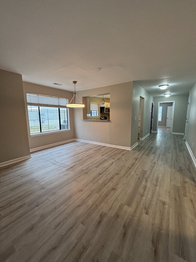 Photo - 8483 Yadkin Cir Unit D