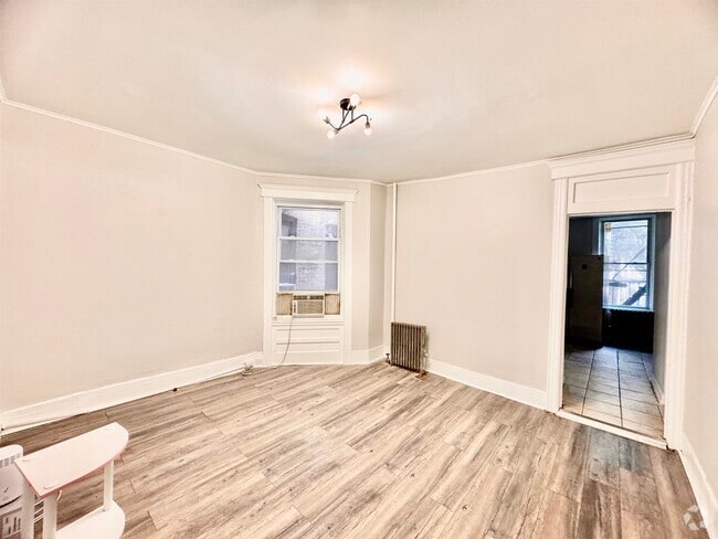 Building Photo - 331 Baldwin Ave Unit 5B Rental