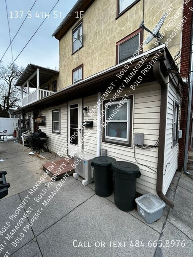 Photo - 137 S 4th St Unidad 1F