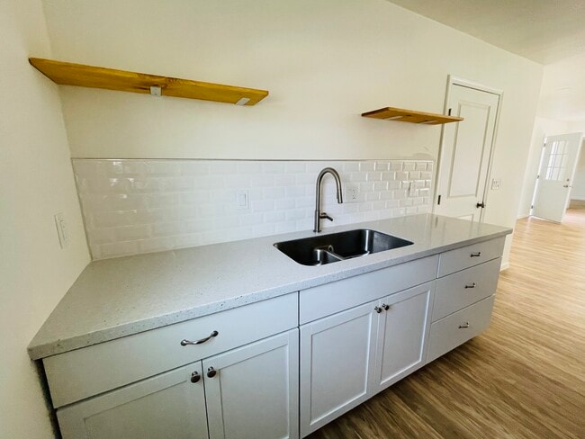 Photo - 5622 Monterey Rd Unit 5622 Monterey Rd