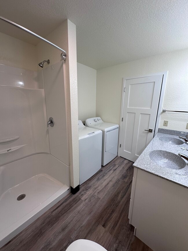 Appian Way Apartments
