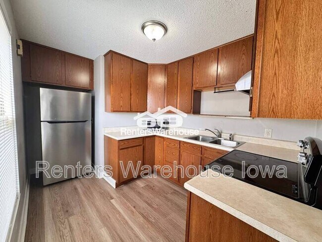 Photo - 901 41st St Unidad 2