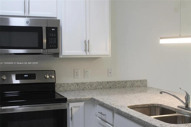 Photo - 4756 SW 63rd Ter