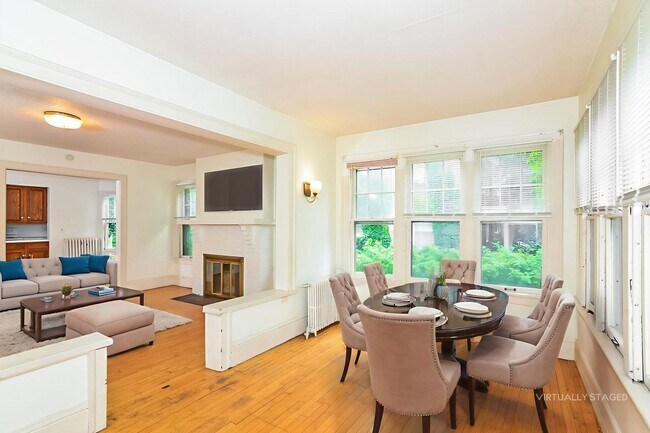 Photo - 509 6th St SE Unit 1