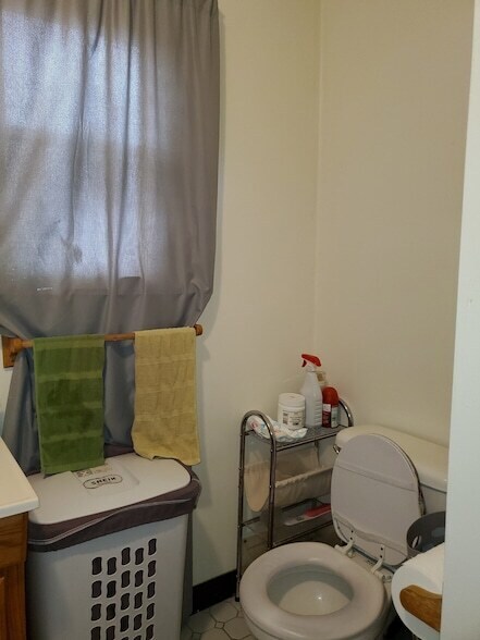 39-41-41 Columbia St Unit 3