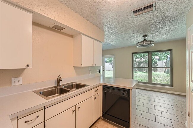 Photo - 6509 Krollton Dr