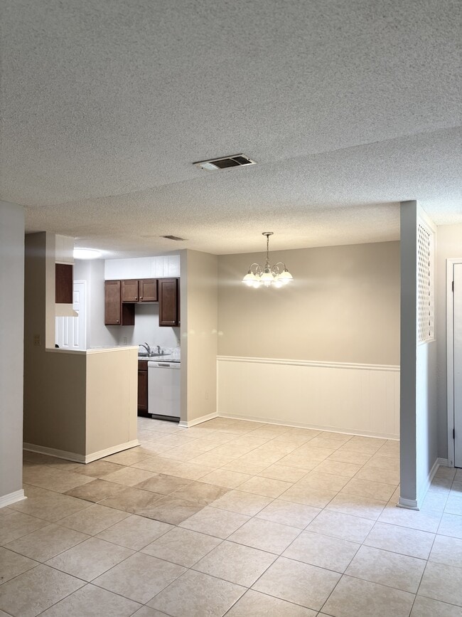 Photo - 8180 Stonebrook Dr