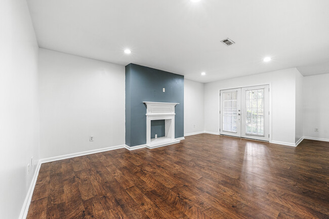 Building Photo - 3575 Oakvale Rd Rental