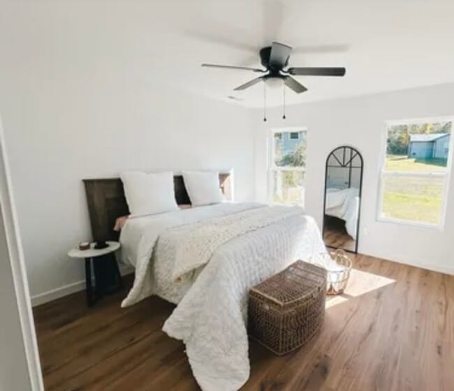 Photo - 384 Edgefield St