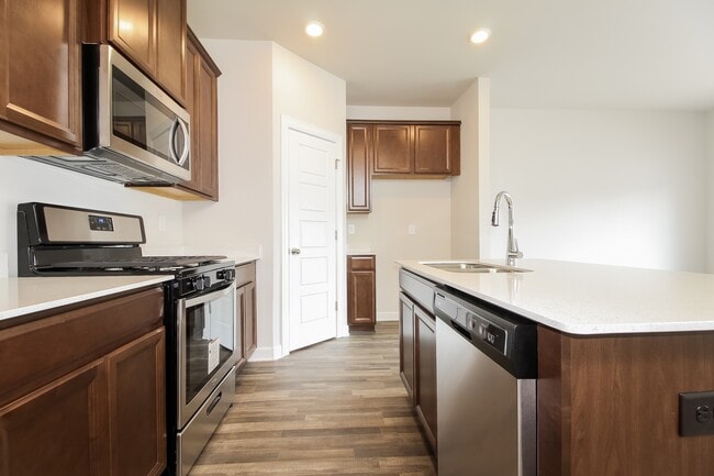 Photo - 131 Telford Dr