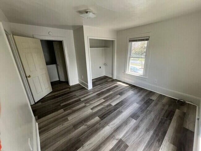 Photo - 1613 Loudon Ave NW