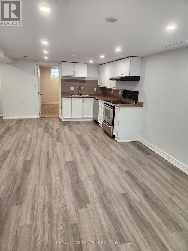 Photo - 43 McIntyre Crescent