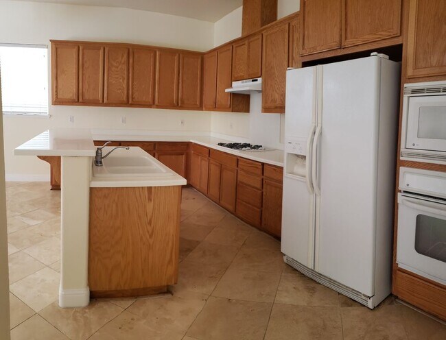 Photo - 494 1st St