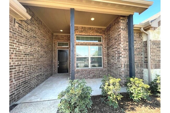 Photo - 2818 Diamondback Dr