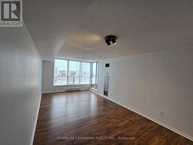 Photo - 410 McLevin Ave Unit 1811