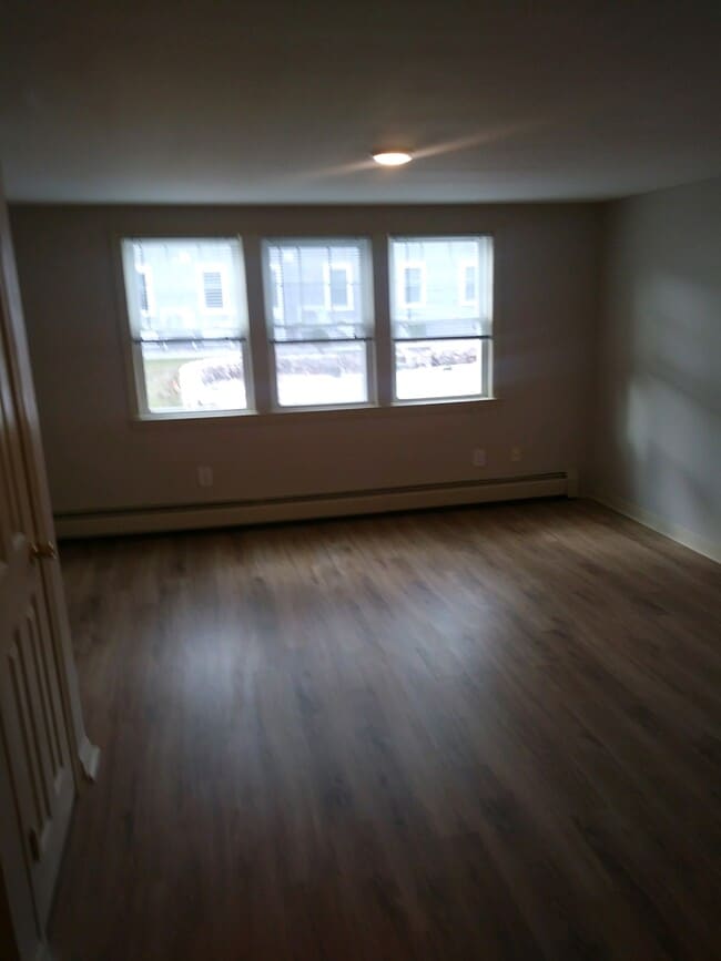 Photo - 66 Center St