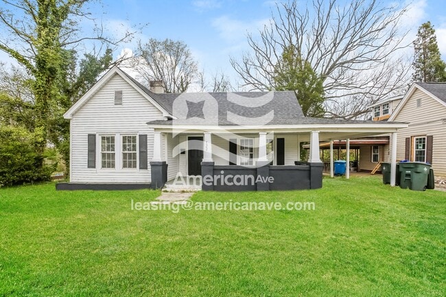 Building Photo - 122 W 12th St