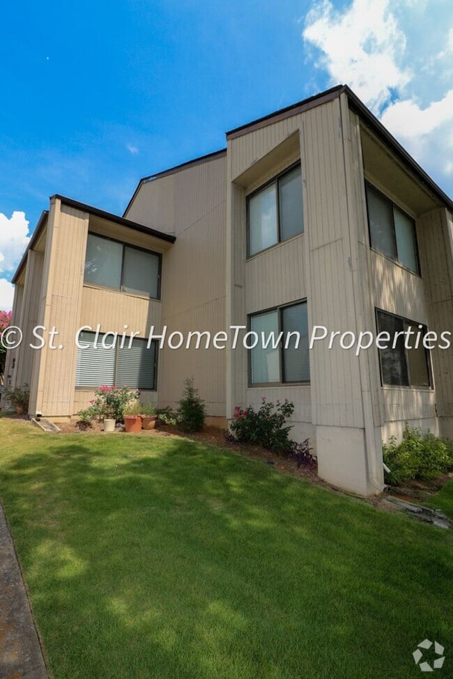 Building Photo - Beautiful Condo