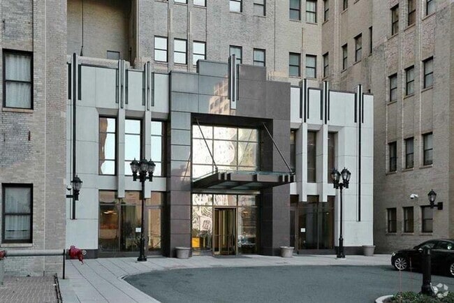 Building Photo - 4 Beacon Way Unit 612 Rental