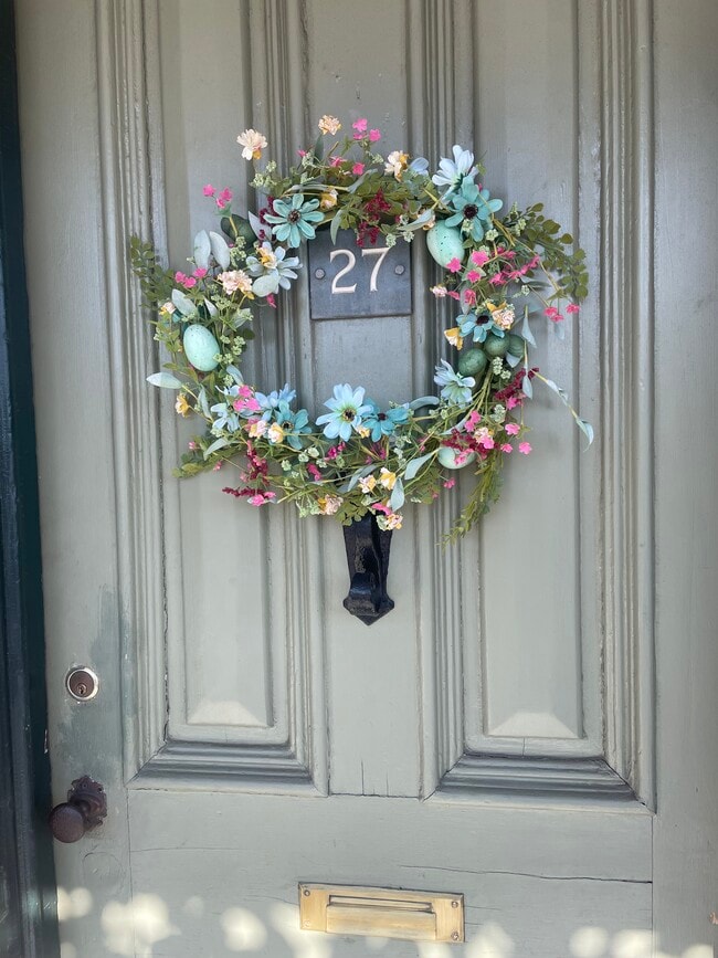 27 Dean St