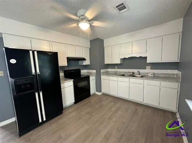 Photo - 503 Coventry Ct