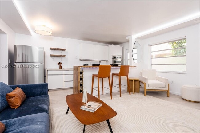 Photo - 525 Meridian Ave Unit 203