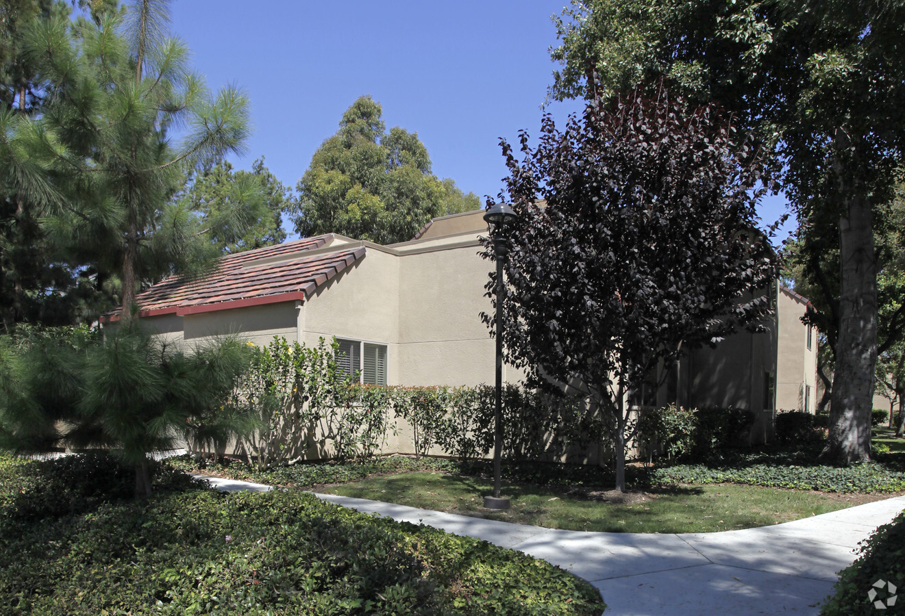 Photo - UCI Student Housing SITE 2 Apartments