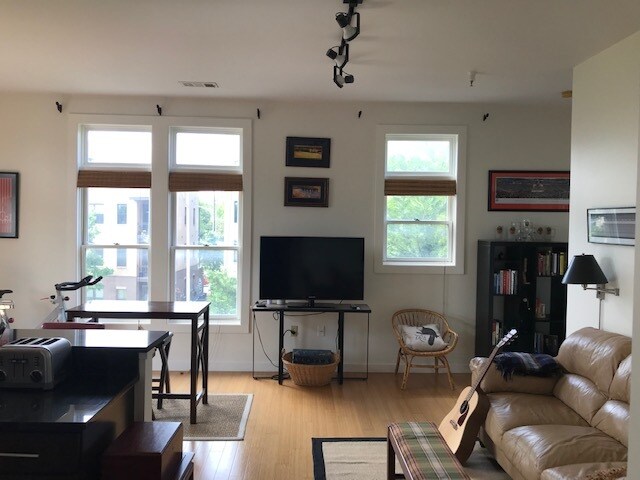 Photo - 1706 18th Ave S Unidad 213