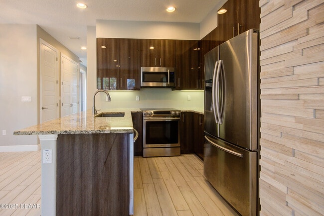 Photo - 1320 N Beach St