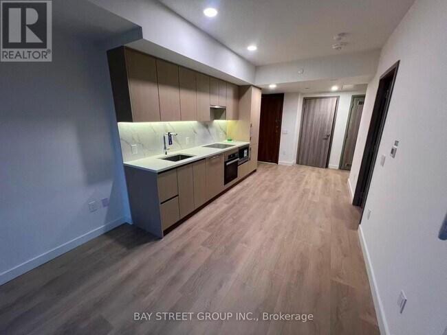 Photo - 3 Concord Cityplace Wy Unité 1610