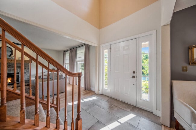 Photo - 403 Pembroke-