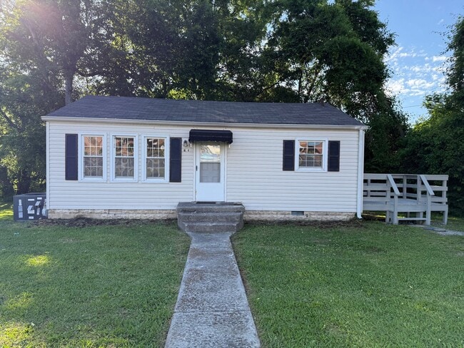 Building Photo - 409 Hazelwood Pike