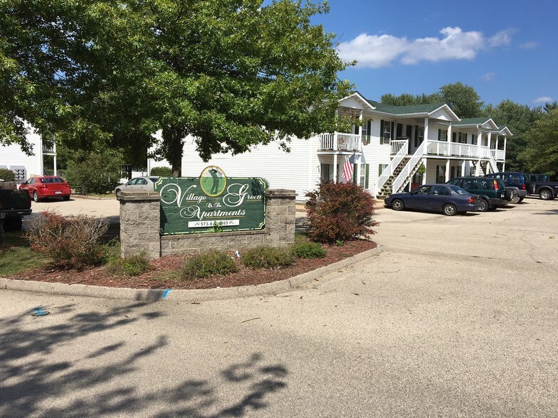 Village on the Green Apartments For Rent in Sullivan, MO