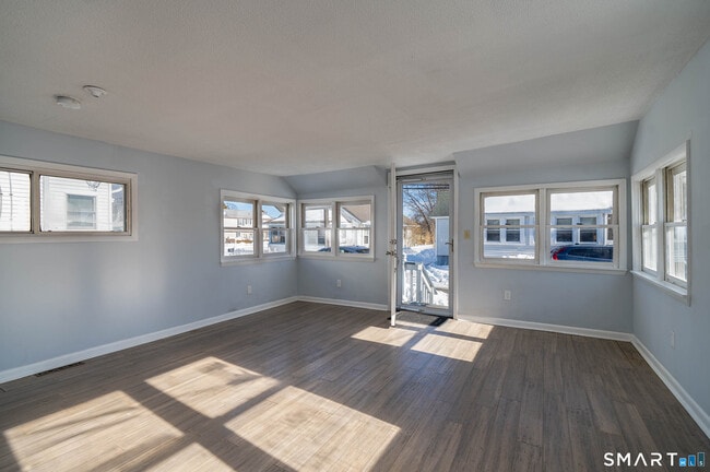 Photo - 10C Crouch Rd