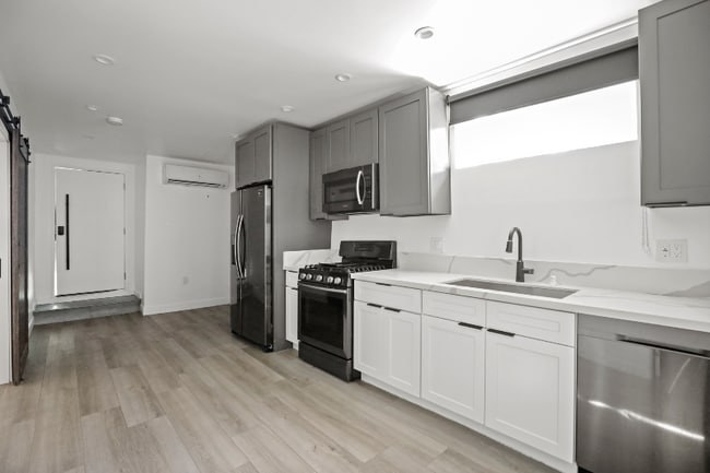 Photo - 1023 Tremont St Unidad 1027