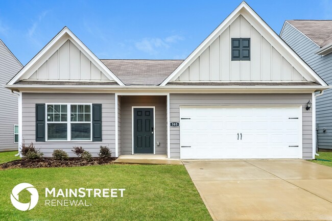 Building Photo - 585 Clover Cir