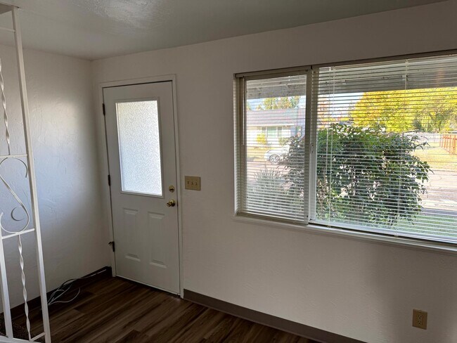 Photo - 2 Bedroom Duplex in Southwest Eugene Unit 1720 W 22nd Ave