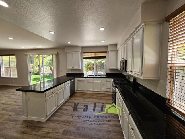 Photo - 359 Circulo Coronado