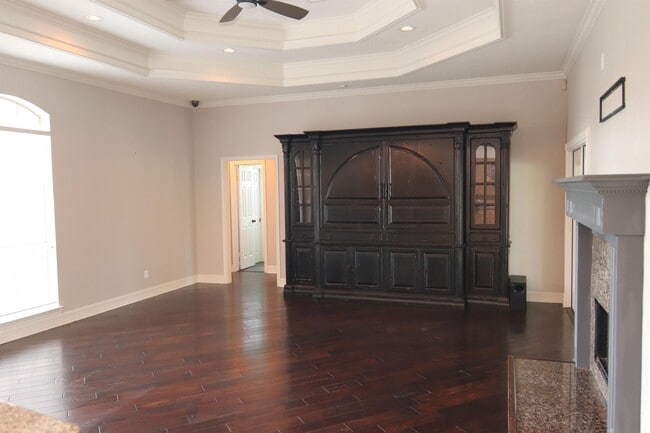 Photo - 7950 Riviera Ct
