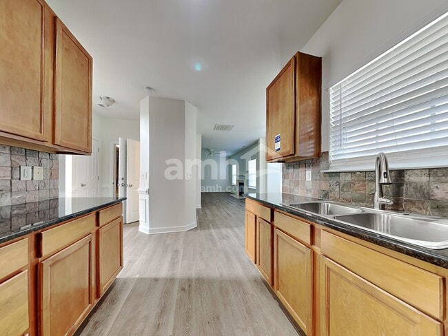 Photo - 456 Clearwater Dr